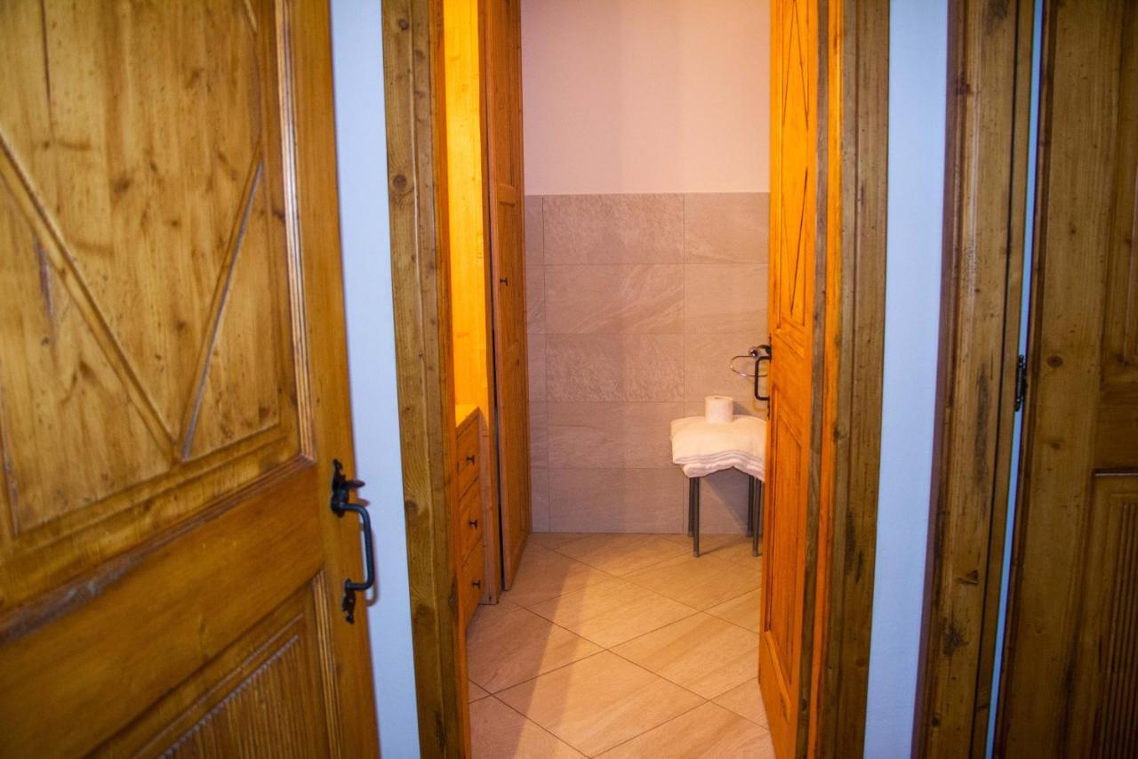 Maison Carrel Elegant 8 เบรยล์-แชร์วิเนีย ภายนอก รูปภาพ