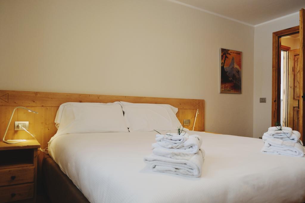 Maison Carrel Elegant 8 เบรยล์-แชร์วิเนีย ภายนอก รูปภาพ