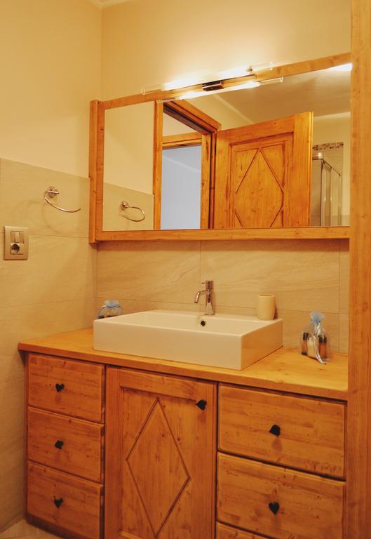 Maison Carrel Elegant 8 เบรยล์-แชร์วิเนีย ภายนอก รูปภาพ