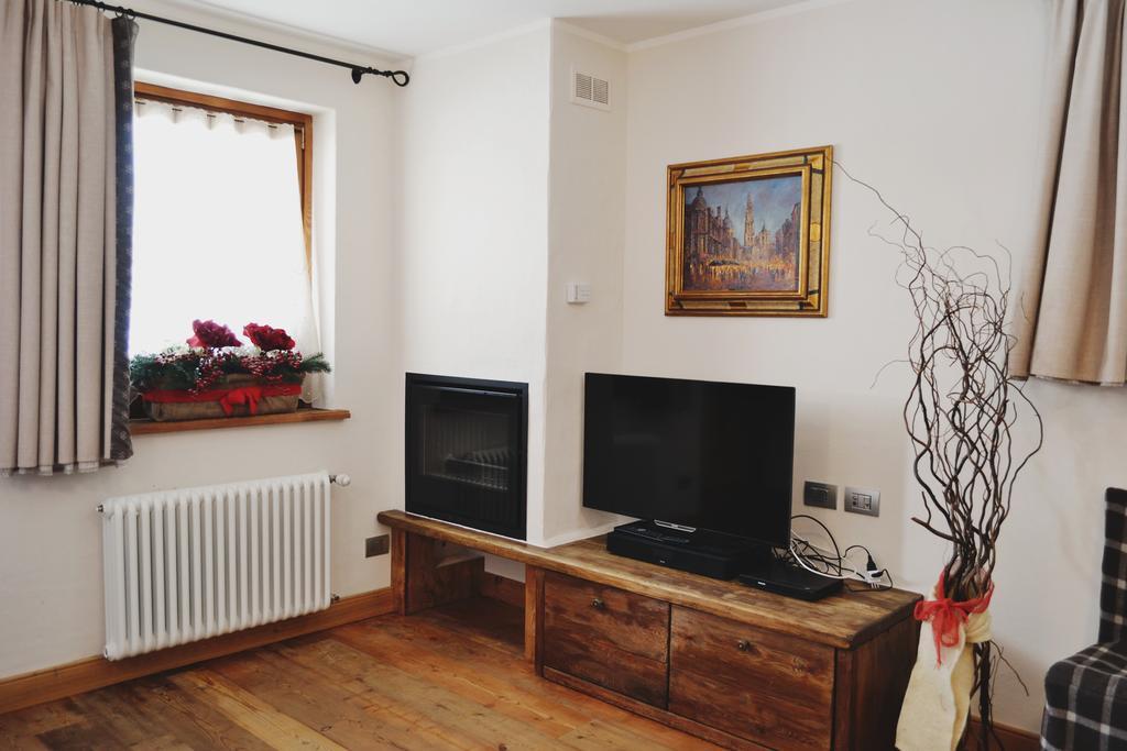 Maison Carrel Elegant 8 เบรยล์-แชร์วิเนีย ภายนอก รูปภาพ
